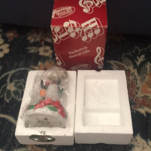 🎄The San Francisco Music Box Company Music Box - Picture 1 of 6